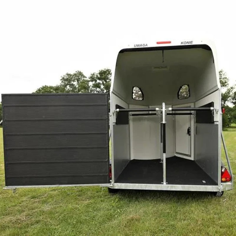 Remolque para caballos – Gold First Liberty Horse Van